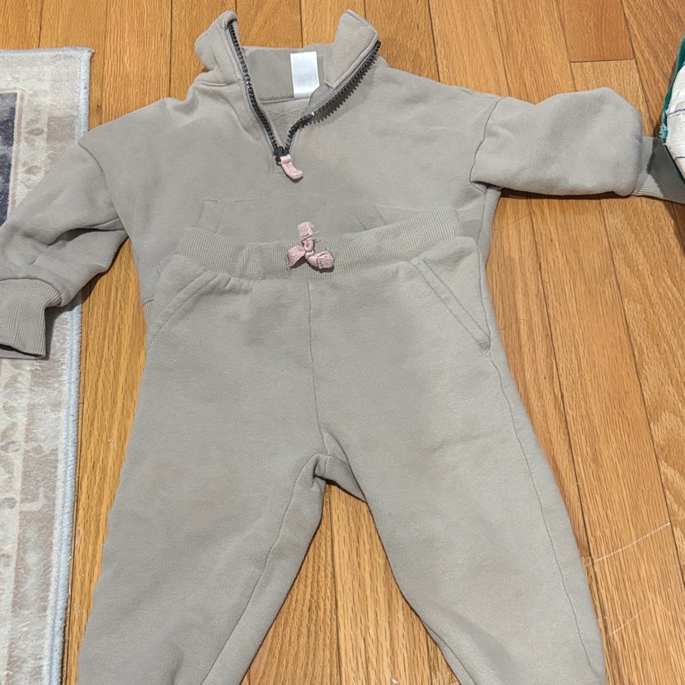 Cozy Kids 2 Piece Outfit in Tan